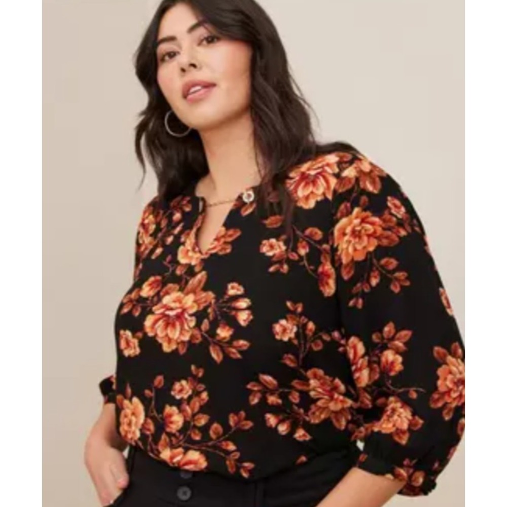 Torrid Black Floral Crepe Gold Chain Detail Blouse Dark‎ Romantic Boho Retro 00M